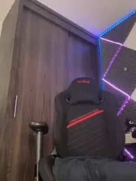 bigryann23 — Stripchat stream photo (Apr 2026)