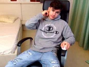 bradyflint — Chaturbate stream photo (Mar 2026)