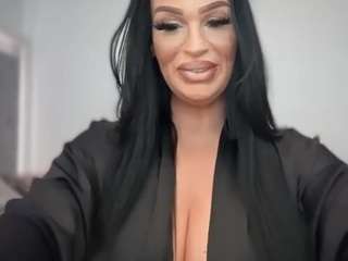 tiffanyfoxxx88 — Camsoda stream photo (Apr 2026)