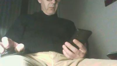 paolino_ravenna — 在 cam4 直播的网络摄像头模特