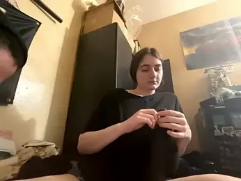 Snowbunnycake_131 — Stripchat stream photo (Apr 2026)