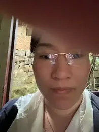 liqinqin-5201 — Stripchat stream photo (May 2026)