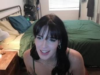 itslanavice — Chaturbate stream photo (Apr 2026)