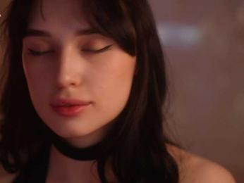 HorneyJozy — 在 bongacams 直播的网络摄像头模特