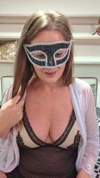sabrinafarm — 在 cam4 直播的网络摄像头模特
