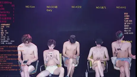 AAA-winner — 在 stripchat 直播的网络摄像头模特