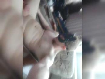 Oleg_lily — 在 bongacams 直播的网络摄像头模特