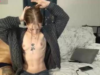 itscocoblaze — 在 chaturbate 直播的网络摄像头模特