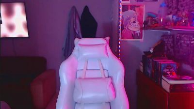 lummikki — Cam4 stream photo (May 2026)
