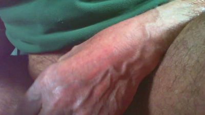 Zevioo77 — Cam4 stream photo (May 2026)