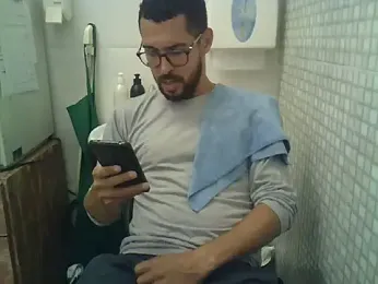 HS-hotsmile — Stripchat stream photo (Mar 2026)