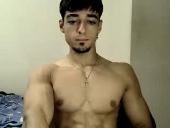 jovenincognito — 在 chaturbate 直播的网络摄像头模特