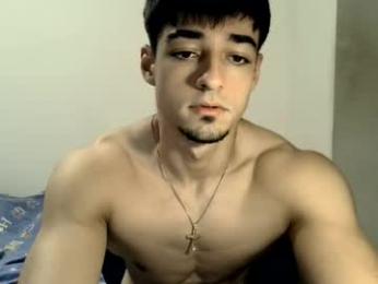 jovenincognito — 在 chaturbate 直播的网络摄像头模特
