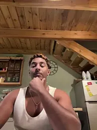 Axel_black10 — Stripchat stream photo (Feb 2026)