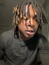 Thirdlegsuave — 在 stripchat 直播的网络摄像头模特