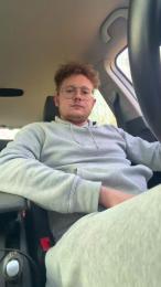 Xtoto52x — 在 cam4 直播的网络摄像头模特