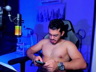 Bruno Oconer — Flirt4free stream photo (Apr 2026)