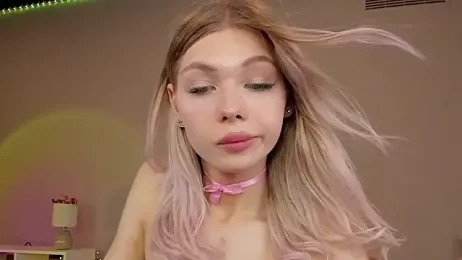 Blondy_Fina — 在 stripchat 直播的网络摄像头模特