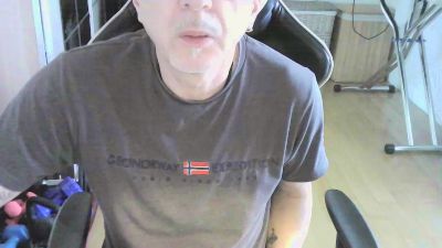 Bongone24 — 在 cam4 直播的网络摄像头模特