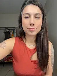 Carolini09 — 在 stripchat 直播的网络摄像头模特