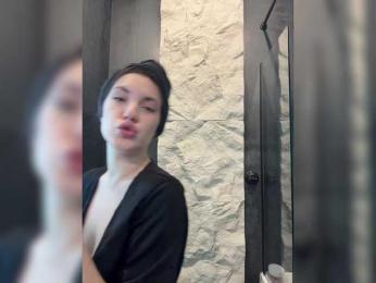 -Your-Michelle- — 在 bongacams 直播的网络摄像头模特