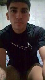 Ezequielokk — Cam4 stream photo (Apr 2026)