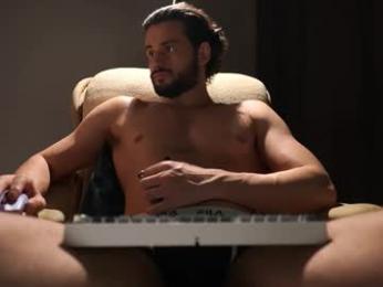 double_luckystrike — Chaturbate stream photo (Mar 2026)