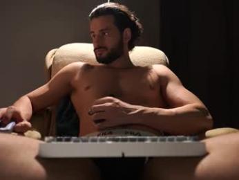 double_luckystrike — Chaturbate profile photo