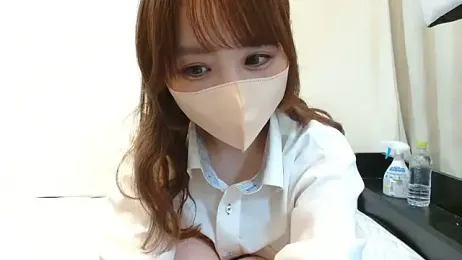 riseshu — 在 stripchat 直播的网络摄像头模特