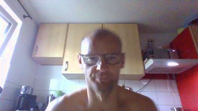 Aur85 — 在 cam4 直播的网络摄像头模特