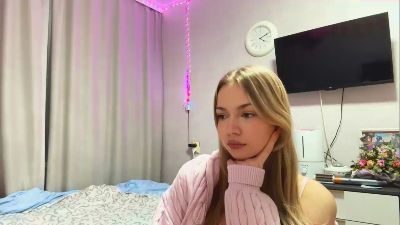 LatishaRandel — Cam4 stream photo (Mar 2026)