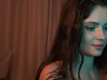 scarletmore — Chaturbate stream photo (Apr 2026)