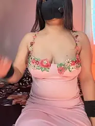 ZeherKiZara — 在 stripchat 直播的网络摄像头模特