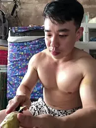 Ryandyan — 在 stripchat 直播的网络摄像头模特