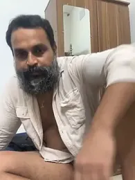 beast_bearded_dady — Stripchat profile photo