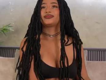 willow_hendrix — 在 chaturbate 直播的网络摄像头模特