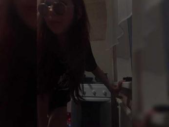 Estetka — 在 bongacams 直播的网络摄像头模特