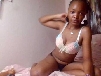 PrettyElle — Bongacams stream photo (Feb 2026)