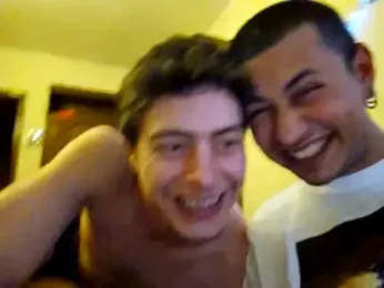 midnightbrothes1 — 在 stripchat 直播的网络摄像头模特