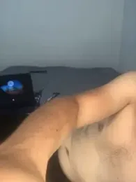 Beauty-and-the-beast- — Stripchat stream photo (Apr 2026)