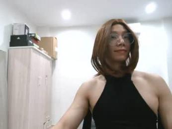 crossdresseranna — 在 chaturbate 直播的网络摄像头模特
