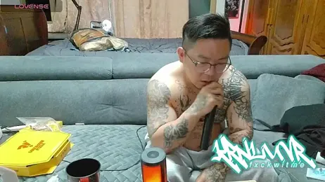 krnluvr — Stripchat stream photo (Apr 2026)