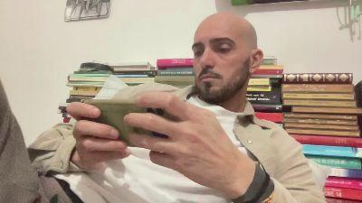 alessandromori9 — 在 cam4 直播的网络摄像头模特