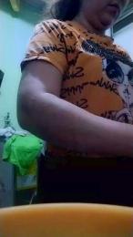 Rose_milff — 在 cam4 直播的网络摄像头模特