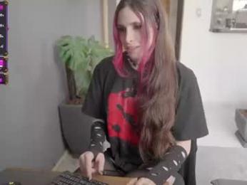 mystic_bunny — 在 chaturbate 直播的网络摄像头模特