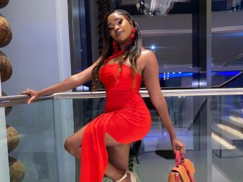 LioraGracy — 在 livejasmin 直播的网络摄像头模特