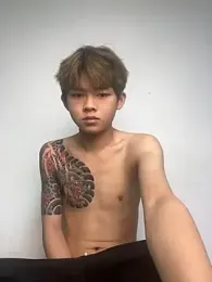 XBD-1 — Stripchat stream photo (Apr 2026)