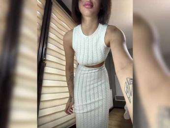 BabyDarii — 在 bongacams 直播的网络摄像头模特