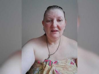 Monroqueen — 在 bongacams 直播的网络摄像头模特