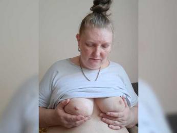 Monroqueen — 在 bongacams 直播的网络摄像头模特